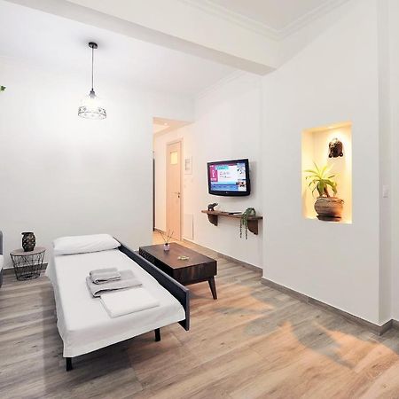 Bella Ciao Guest House Афины Экстерьер фото