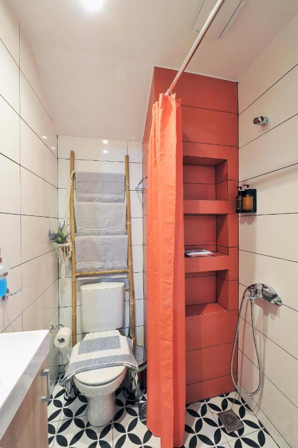 Bella Ciao Guest House Афины Экстерьер фото